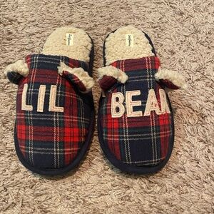 Lil Bear Youth Slippers‎ NWOT